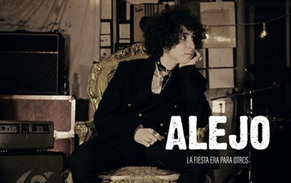“Aquí no pasa nada”, nuevo single de Alejo