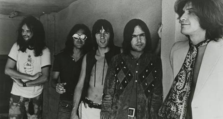 The Kinks están de celebración: 50 años de “Lola Versus Powerman”